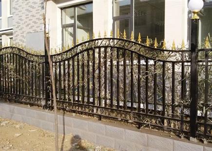 铁艺栏杆