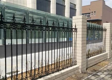 铁艺栏杆